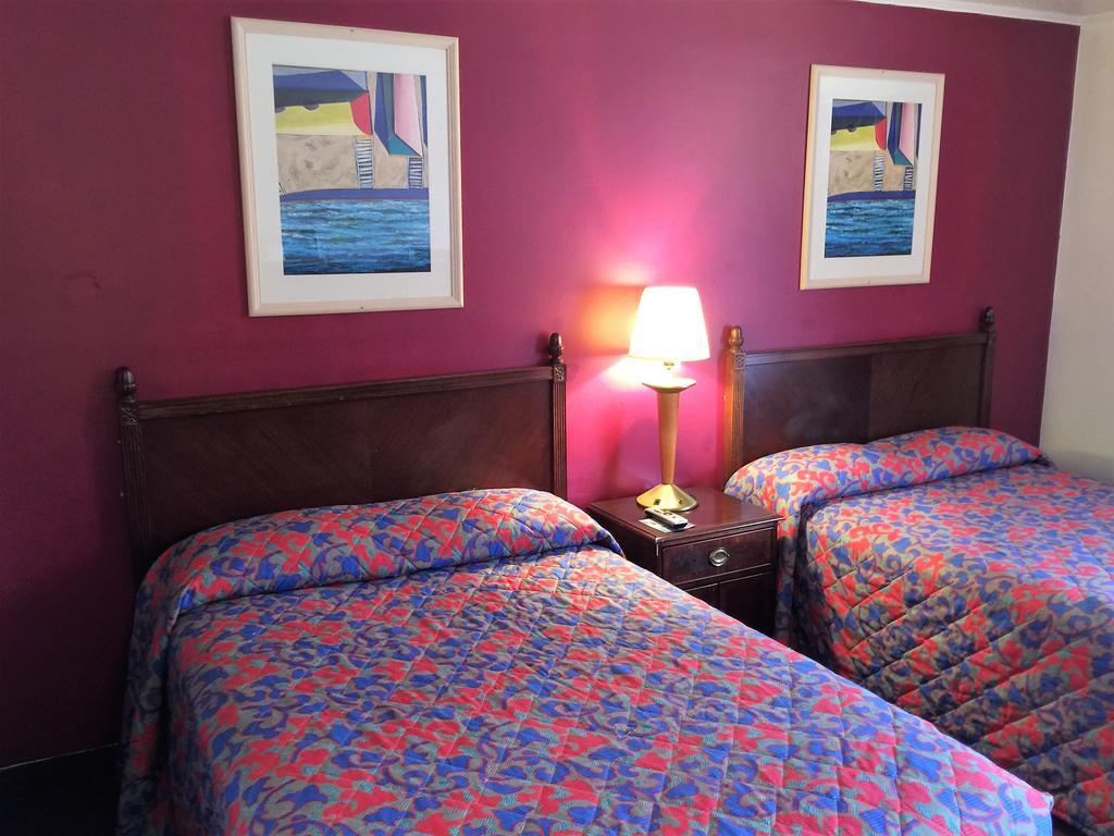 Budget Inn Wrightstown Εξωτερικό φωτογραφία